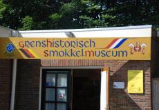 Smokkelmuseum Overdinkel Eingangsschild.